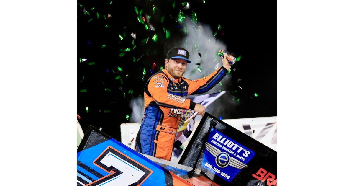   Courtney, Gray win features as Hockett-McMillin Memorial opens three-night run at Lucas Oil Speedway